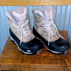 North Face Snow boots